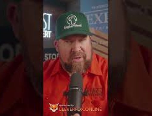 Why Using A Longer Level Is Better #shorts #fencebuild #diy